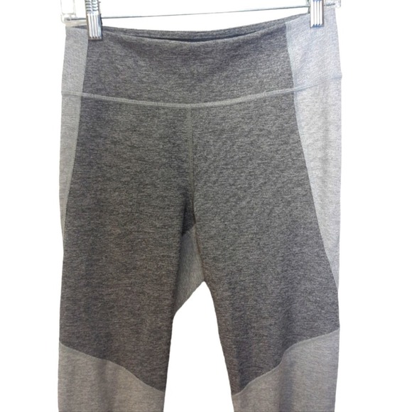 Outdoor Voices Gray Two-Toned Warmup Leggings Crop Ankle Size Medium - Picture 4 of 6